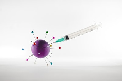 Hank Drug Store: Understanding Vaccine Controversy: US Perspectives